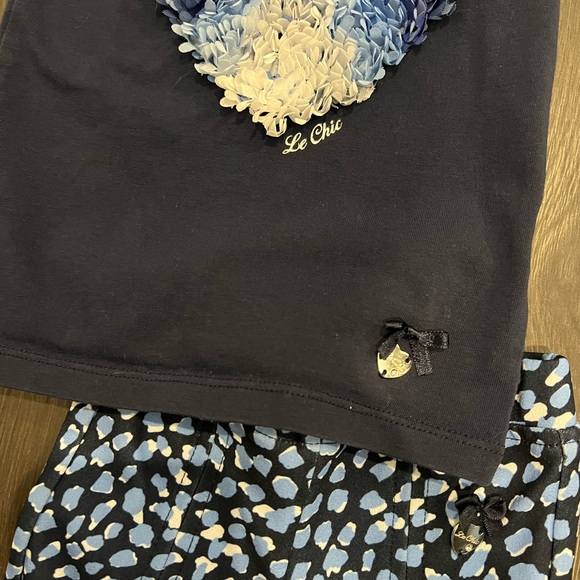 Girls Outfit - Picture 3 of 3